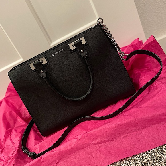 Michael Kors Large Quinn Black Leather Satchel - Picture 1 of 11